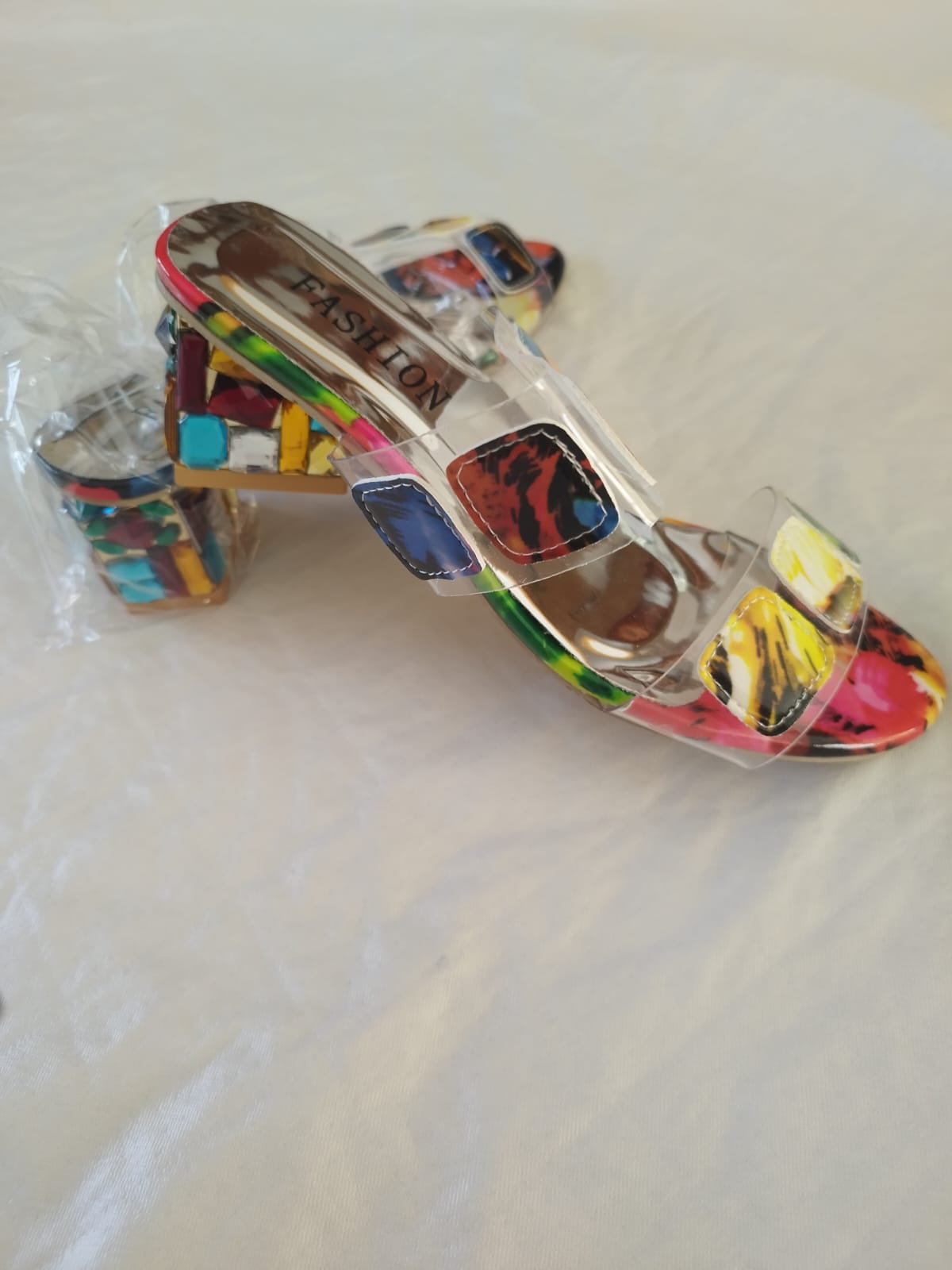 Sandales Bijou Multicolores – Talon Orné de Strass
